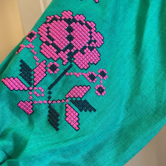 Handmade Linen Embroidered Maxi Dress - Picture 4 of 10